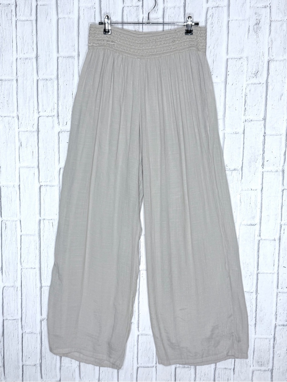 🤍 ALYX Cream Crinkle Wide Leg Palazzo Pants Smocked Waist Size Medium
